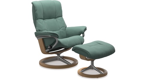 Stressless® Mayfair Small Leather Recliner - Signature Base Stressless® Mayfair Small Leather Recliner - Signature Base